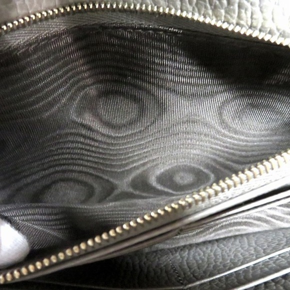 GUCCI Gray Wallet - Picture 9 of 9